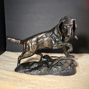Bronze Pointer Dog Sculpture – Vintage Hunting Decor